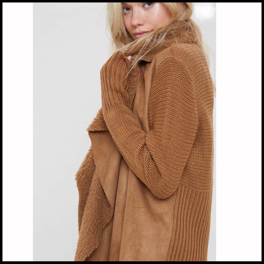 Vegan Suede Sherpa Sweater - Picture 3 of 6